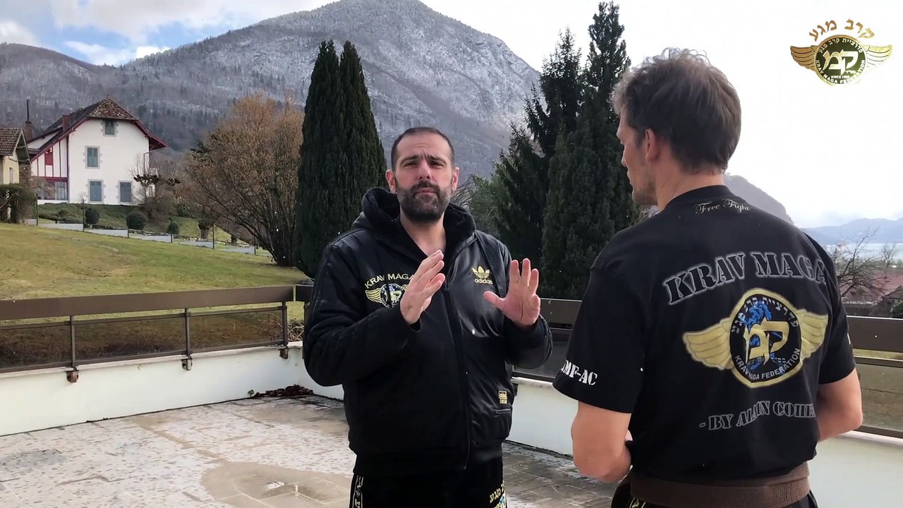 KRAV MAGA - SHORT DISTANCE KNIFE ATTACK - LESSON 1 - UPPER ATTACK