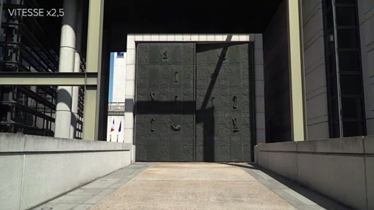 L'ouverture de la porte d'honneur - Bercy