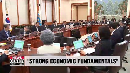 Moon calls on Cabinet to handle economic circumstances with strong determination