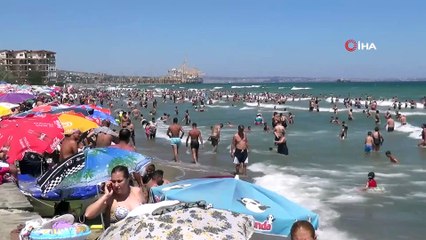 İstanbullular akın etti plajlar dolup taştı