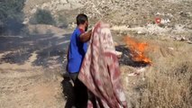 Sivas'ta 50 dönüm otluk alan alev alev yanarak kül oldu