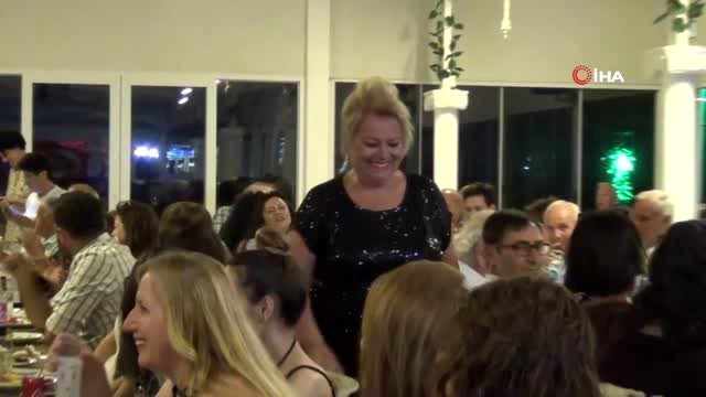 Ayvalık'ta 5. Geleneksel Engürü Sitesi Kültür Sanat Günleri 'Ela Altın' konseri ile başladı