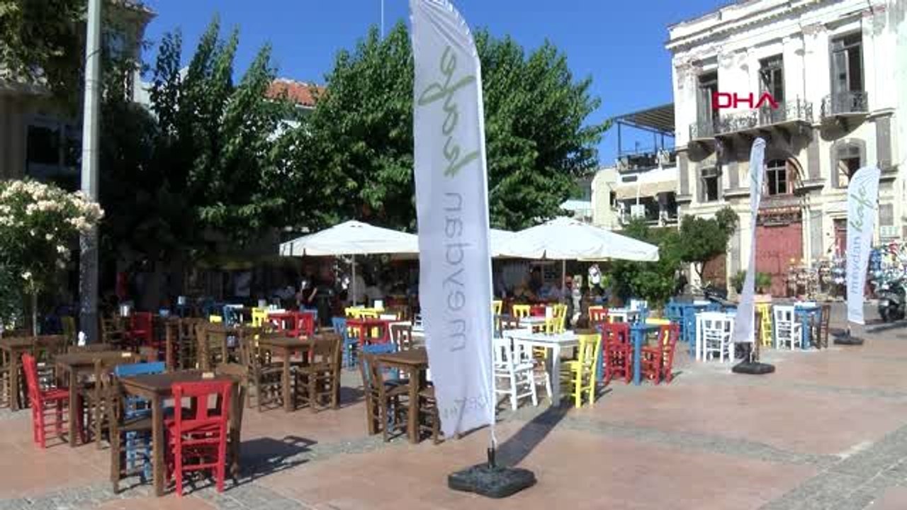 Çeşme'de zabıta, gıda maddesi satan işyerlerini denetledi-2