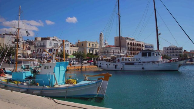 This Greek Island 30 Minutes From Mykonos Has All the Charm and None of the Crowds