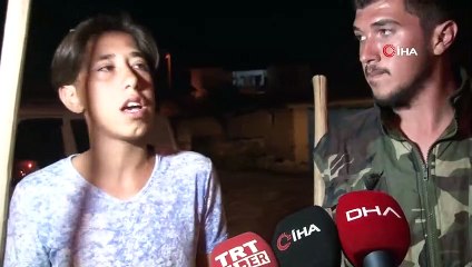 Seyitgazi'deki yangını söndürme çalışmalarına gençler kürekler ile destek oluyor