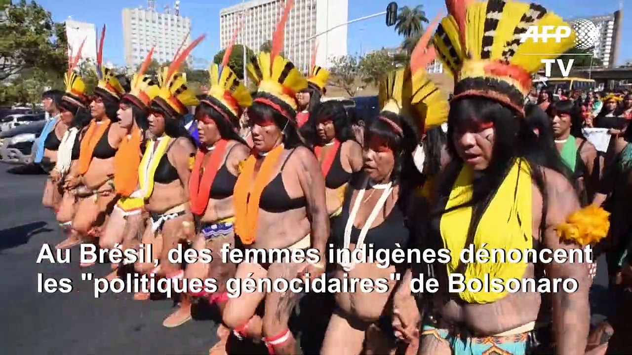 Brésil: des femmes indigènes contre "les politiques génocidaires" de Bolsonaro
