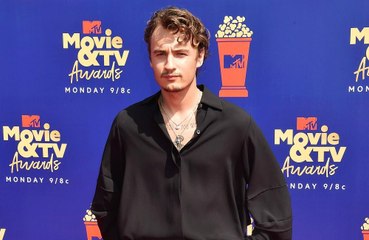 Brandon Lee slams Miley Cyrus and Kaitlynn Carter for vacation kiss
