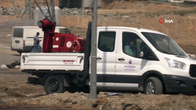 Kurban satış noktalarında ilaçlama mesaisi