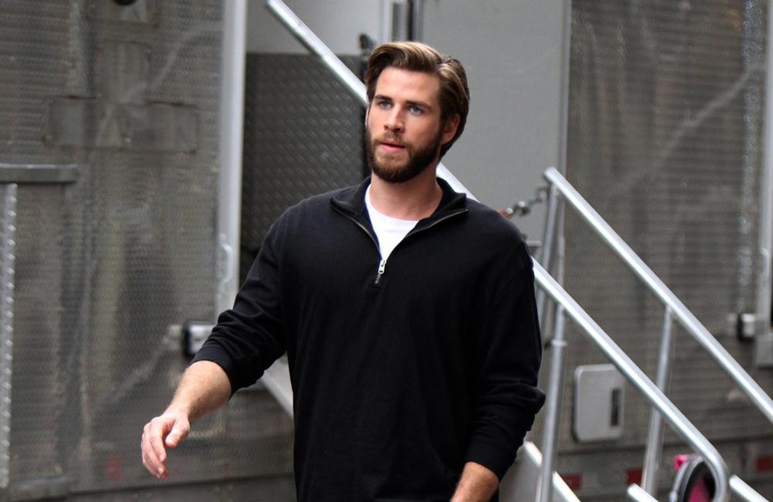 Liam Hemsworth ist todtraurig