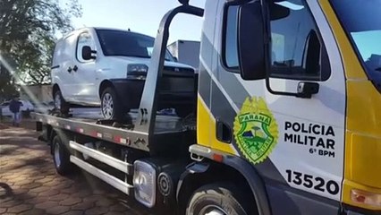 Veículo furtado é recuperado pela polícia no Bairro Universitário