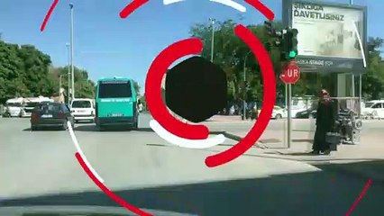 Koltuk takımını böyle taşıdı!