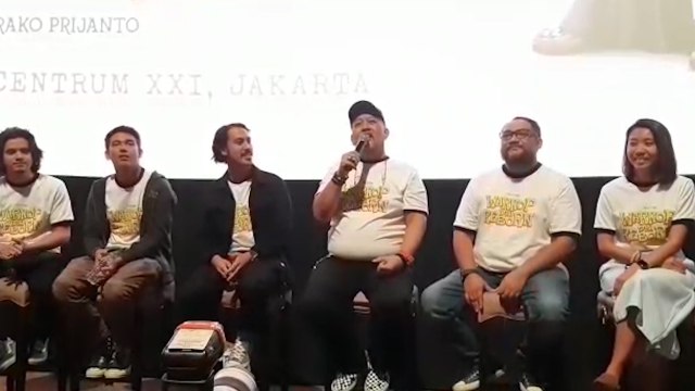 Dua Artis Seksi Ini Akan Nongol di Warkop DKI Reborn, Siapa Mereka?