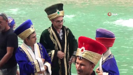 Balıklıgöl ziyaretçi akınına uğradı