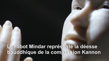 Un androïde enseigne la sagesse dans un temple japonais