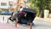 Başkentte kontrolden çıkan otomobil takla attı: 5 yaralı