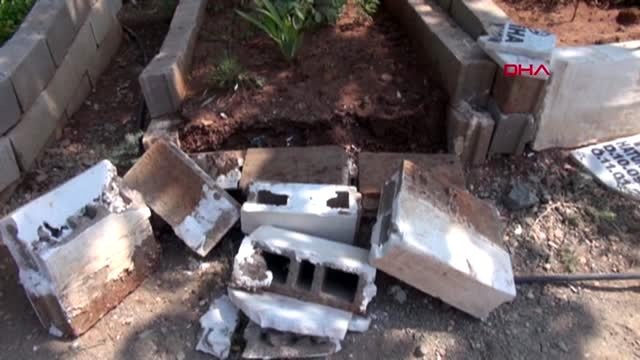 HATAY Reyhanlı'da mezarlığı tahrip etmişler