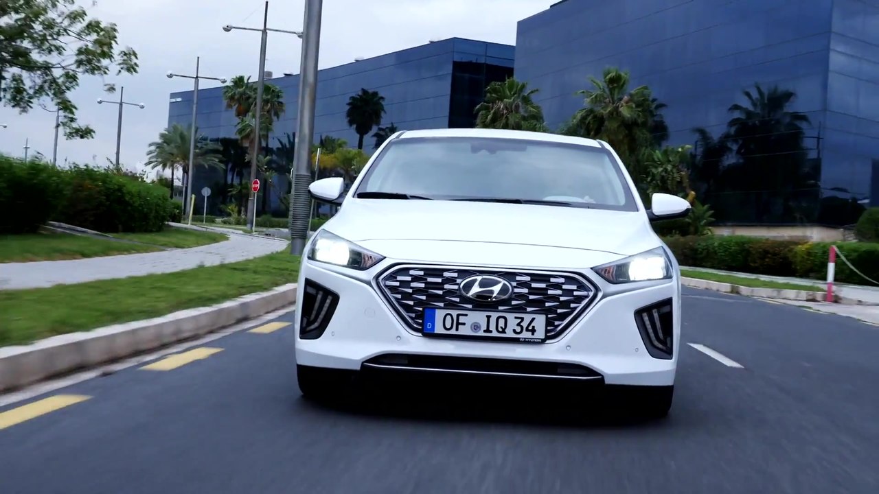 Hyundai Ioniq erhält Fünf-Sterne-Bewertung bei Euro NCAP Crashtest