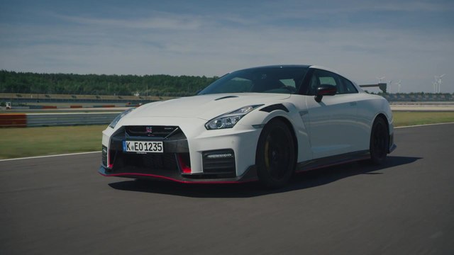 2020 Nissan GT-R NISMO Driving on the track