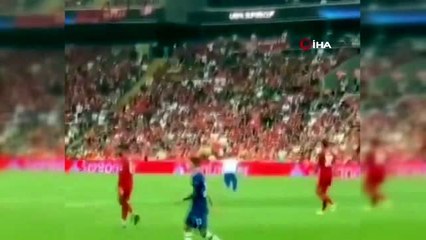 Sahaya giren Youtuber abone kaybediyor