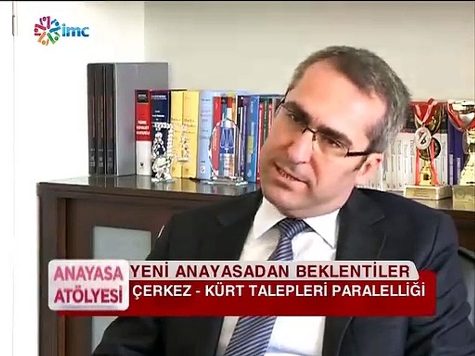 İYİ PARTİ GENEL BAŞKAN YARDIMCISI HASAN SEYMEN PKK'NIN TELEVİZYONU İMC TV'YE ÇIKMIŞ!