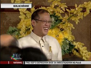 Aquino hosts vin d’ honneur for first time