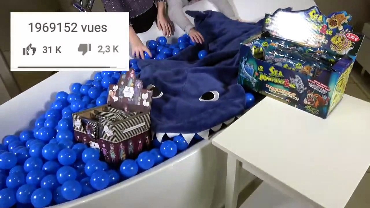 BLUE BALLS CHALLENGE • Qui trouvera tous les Monsters et Poupées la Première - SBT Altaya