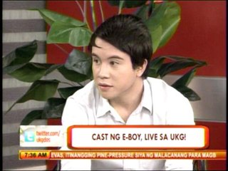 "E-Boy" shows 'dougie' dance moves