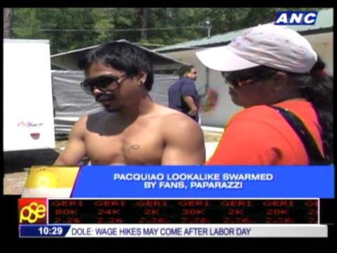 Pacquiao lookalike swarmed by fans, paparazzi