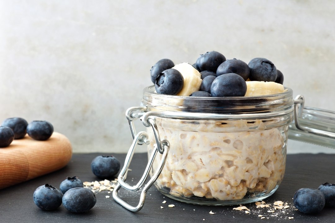 The 8 Best Healthy Midnight Snacks to Eat