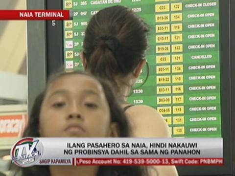 Cancelled flights anger Christmas travelers