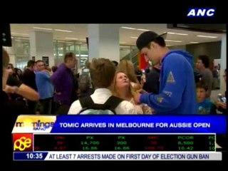 Tomic arrives in Melbourne for Aussie Open