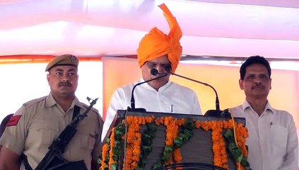 73वे स्वतंत्रता दिवस समारोह के अवसर पर हरियाणा विधानसभा के अध्यक्ष कंवर पाल ने ध्वजारोहण किया
