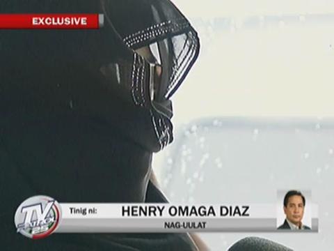 EXCL: DFA chief meets with OFWs complaining vs labor official