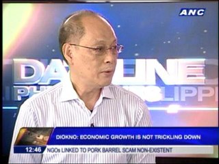 Economist gives Aquino gov't a 'passing mark'