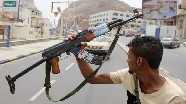 ماوراء الخبر-ما حقيقة الوضع باليمن بعد انقلاب الانتقالي بعدن؟