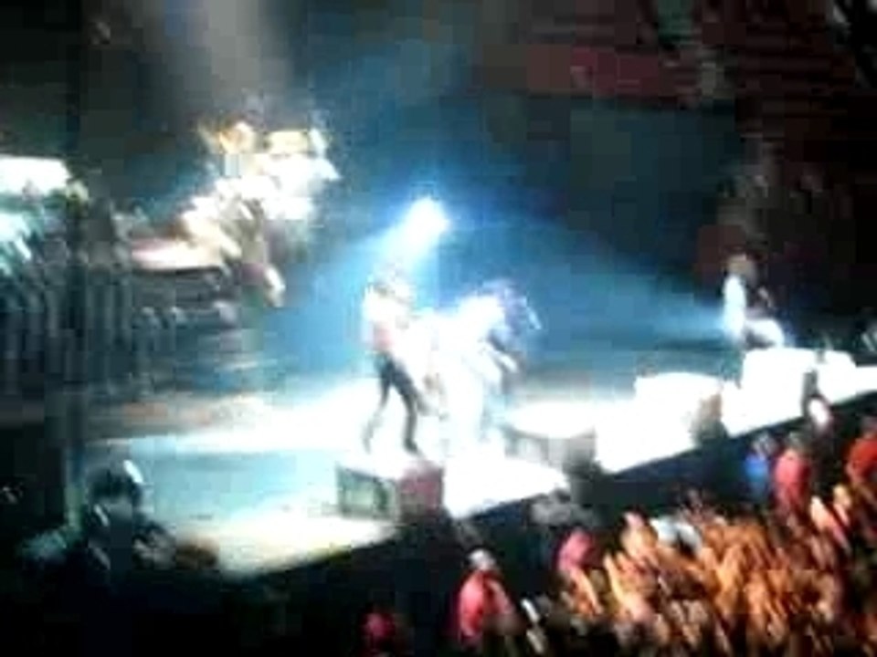 Linkin Park - One Step Closer - Paris Bercy 22.01.2008