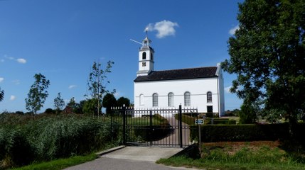 Witte Kerkje van Simonshaven is na renovatie weer mooi wit  / 2019