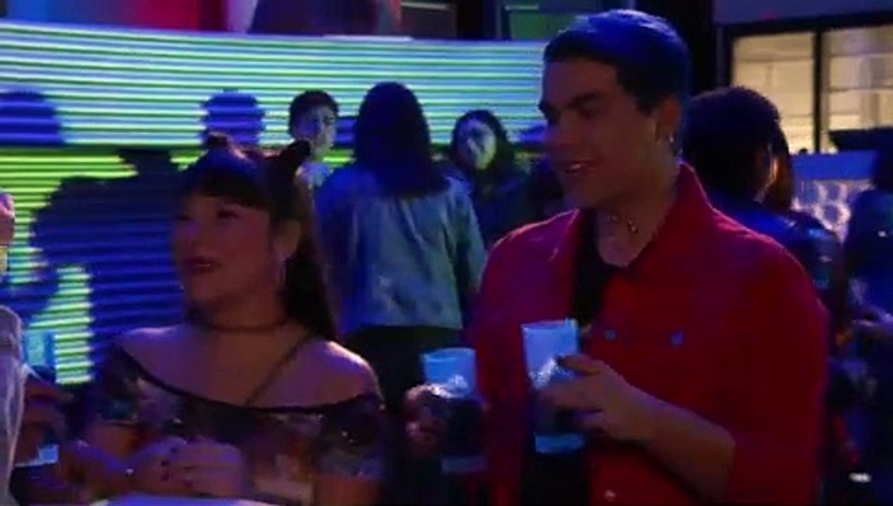 25 Amor a la Catalán_clip1