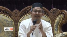 ‘Nik Abduh alim ulama juga, ambo ustaz kampung’