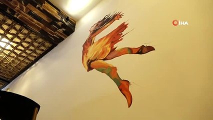 Afganistan'da kadınların çalıştığı ilk restoran