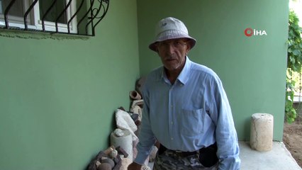 Evinin bodrum katını müzeye çevirdi