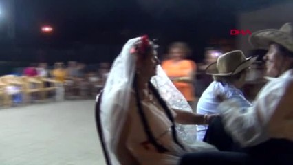 MANİSA Bu düğünde gerçek gelin ve damat yok
