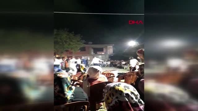 SAMSUN Tehlikeye aldırış etmeden dakikalarca havaya ateş ettiler