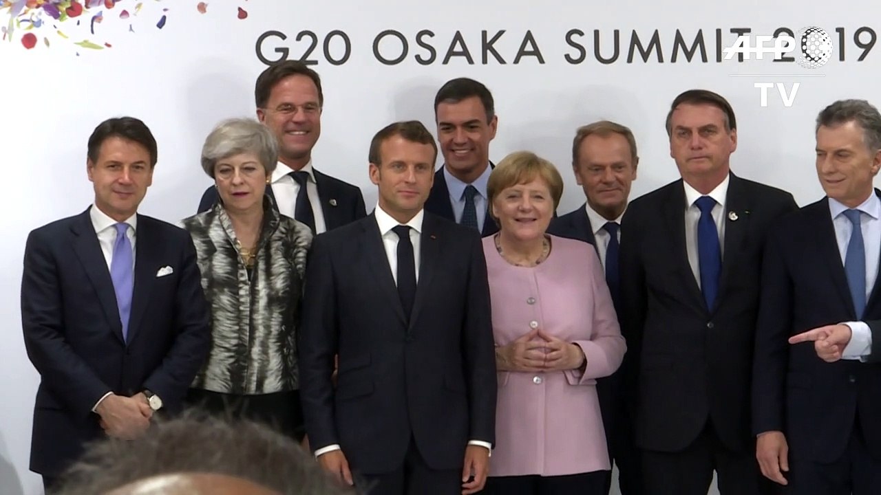 Bolsonaro: Merkel soll lieber Deutschland aufforsten