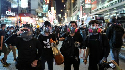 Kowloon Saturday protests at To Kwa Wan, Hung Hom and outside Mong Kok Police Station