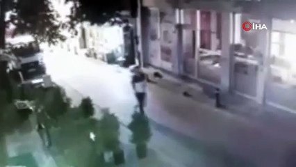 Gelen hesaba kızıp kafeye molotof attı