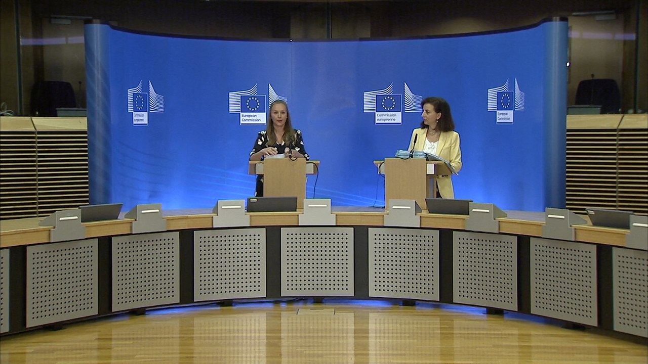 Bruselas dice que sin puerto no se puede coordinar la distribución de migrantes