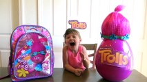 Brinquedos - ovos surpresas e Mochila do Desenho Trolls