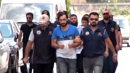 Türkiye'de eylem hazırlığında olan iki DEAŞ'lı tutuklandı