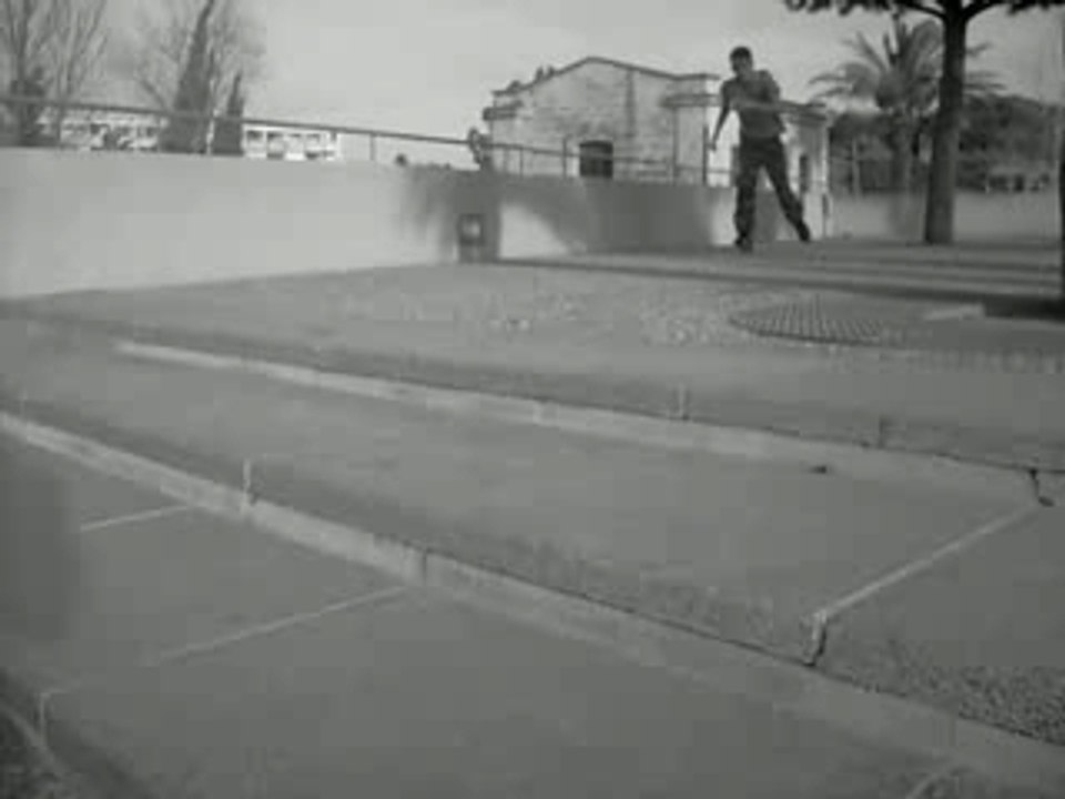 Petite chute roller énervant rahhh